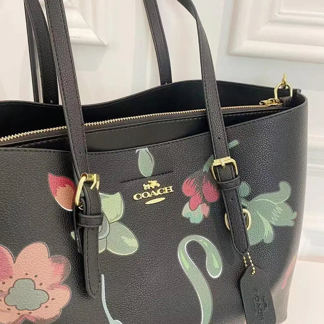 The Tote Bucket Floral Print