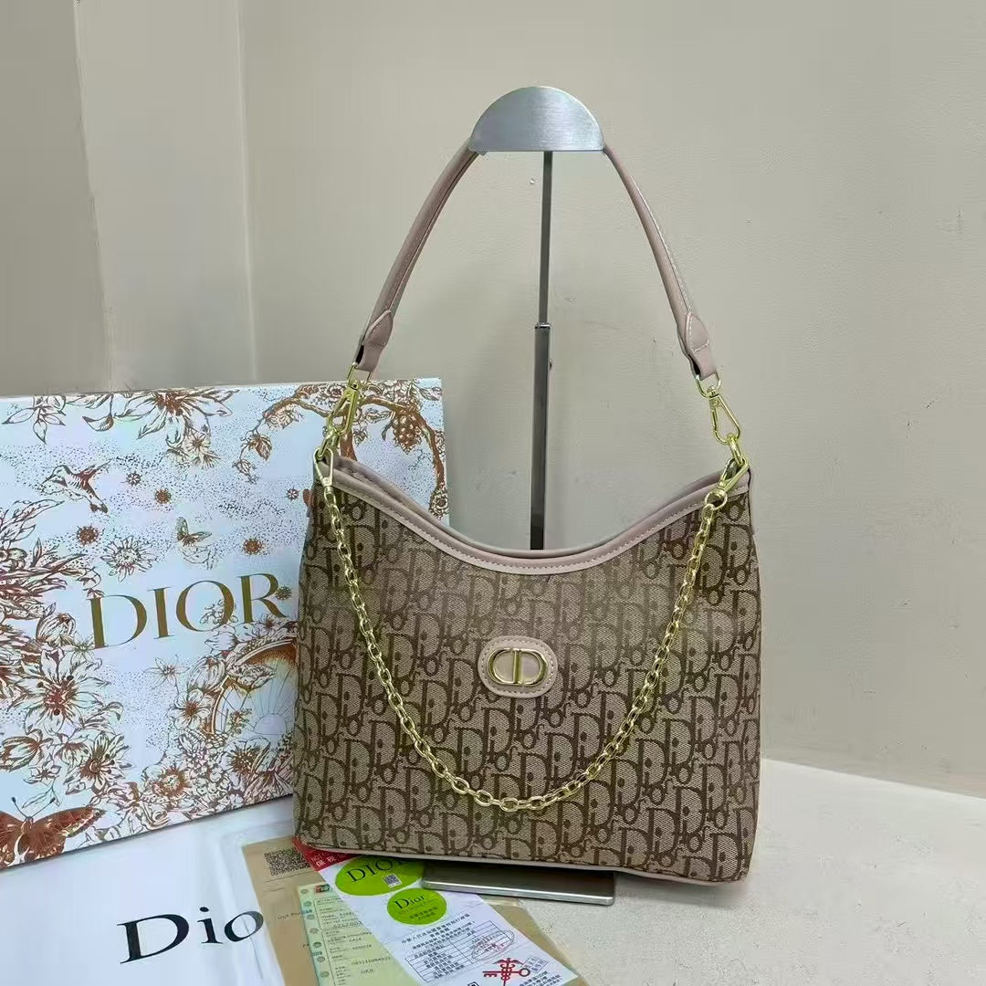 The  Montaigne Hobo Bag