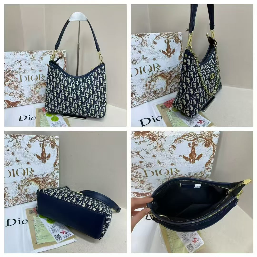 The  Montaigne Hobo Bag