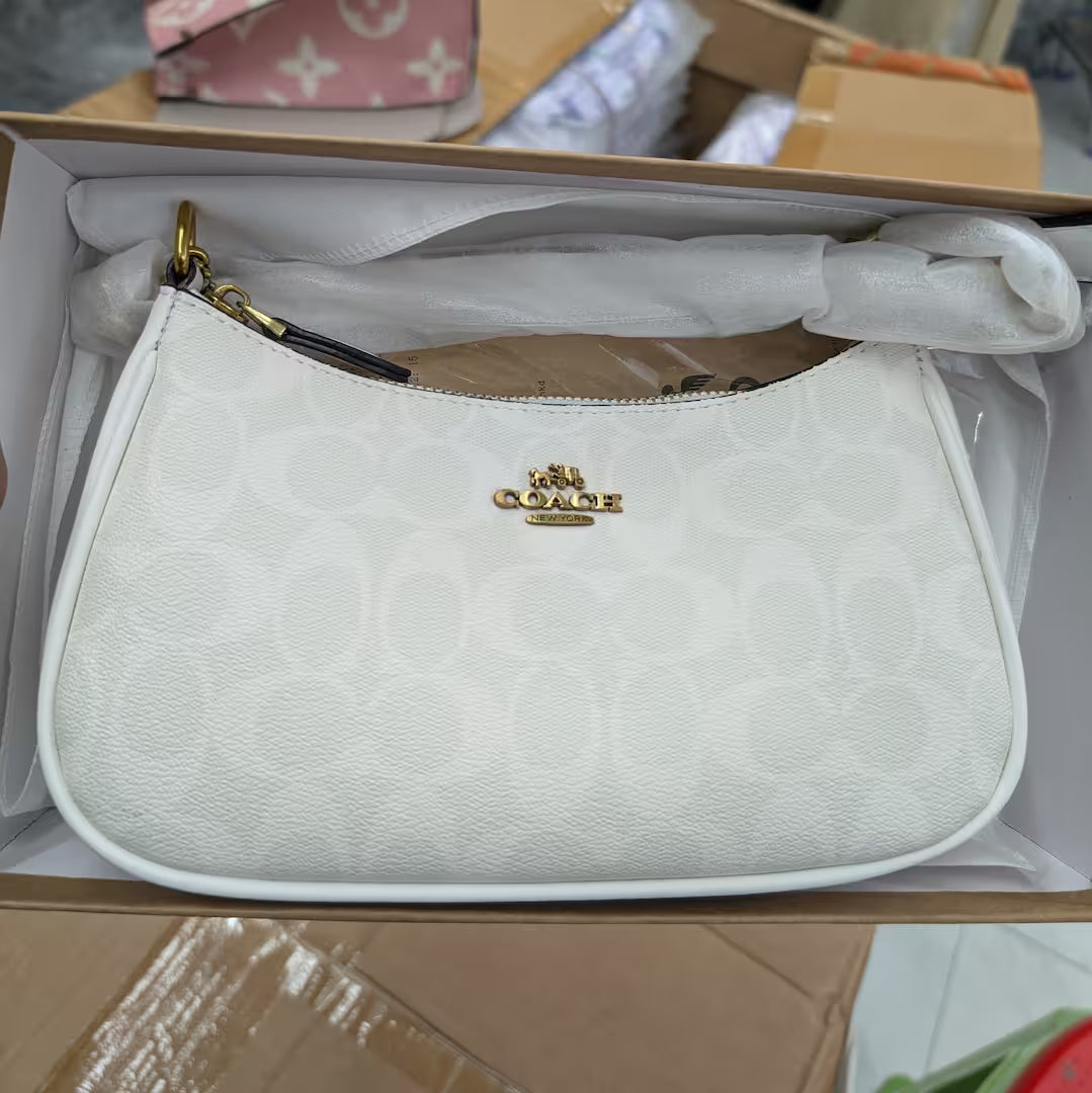 The Teri Shoulder Bag