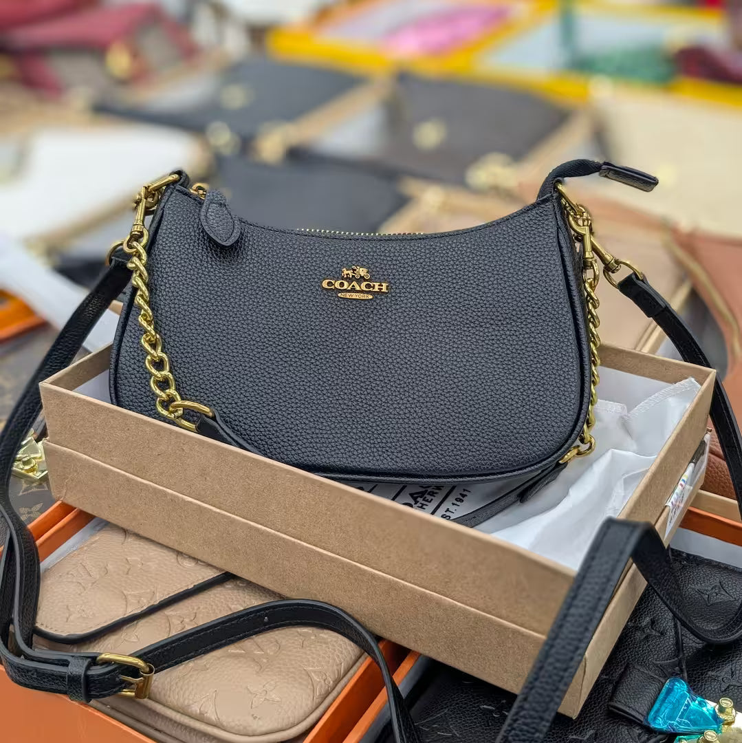 The Teri Shoulder Bag